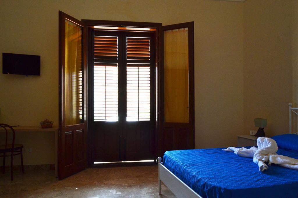 מלון טראסיני Palazzo Graziano מראה חיצוני תמונה